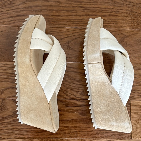 Pedro Garcia leather and suede platform wedge sandals. New without box - Picture 3 of 6